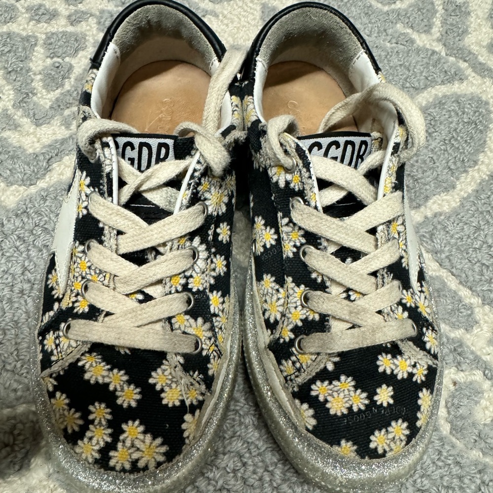 Pre-Loved girls golden goose deluxe brand sneakers for sale!